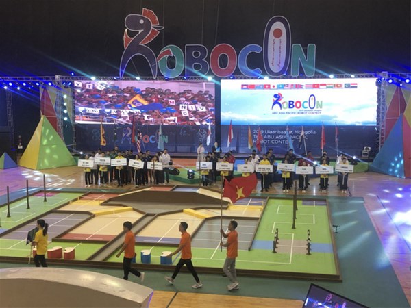 LH – WAO chinh phục giải thưởng của Hội đồng ABU Robocon 2019